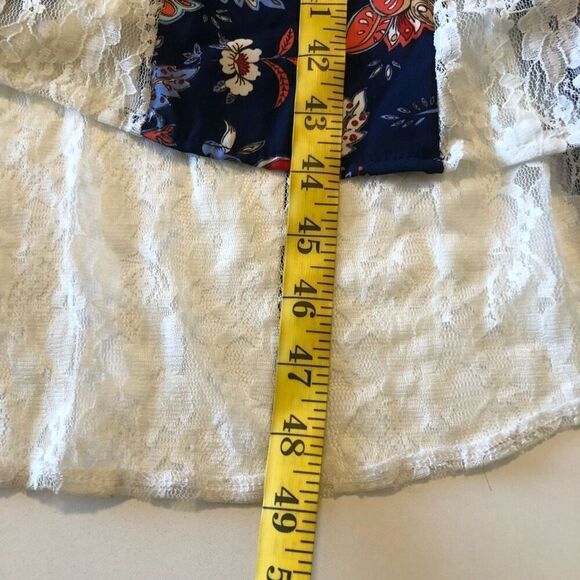 NEW Gypsan Lace Inset Kimono Style Top/jacket Size S/M Boho, Gypsy, Hippie - Picture 9 of 10